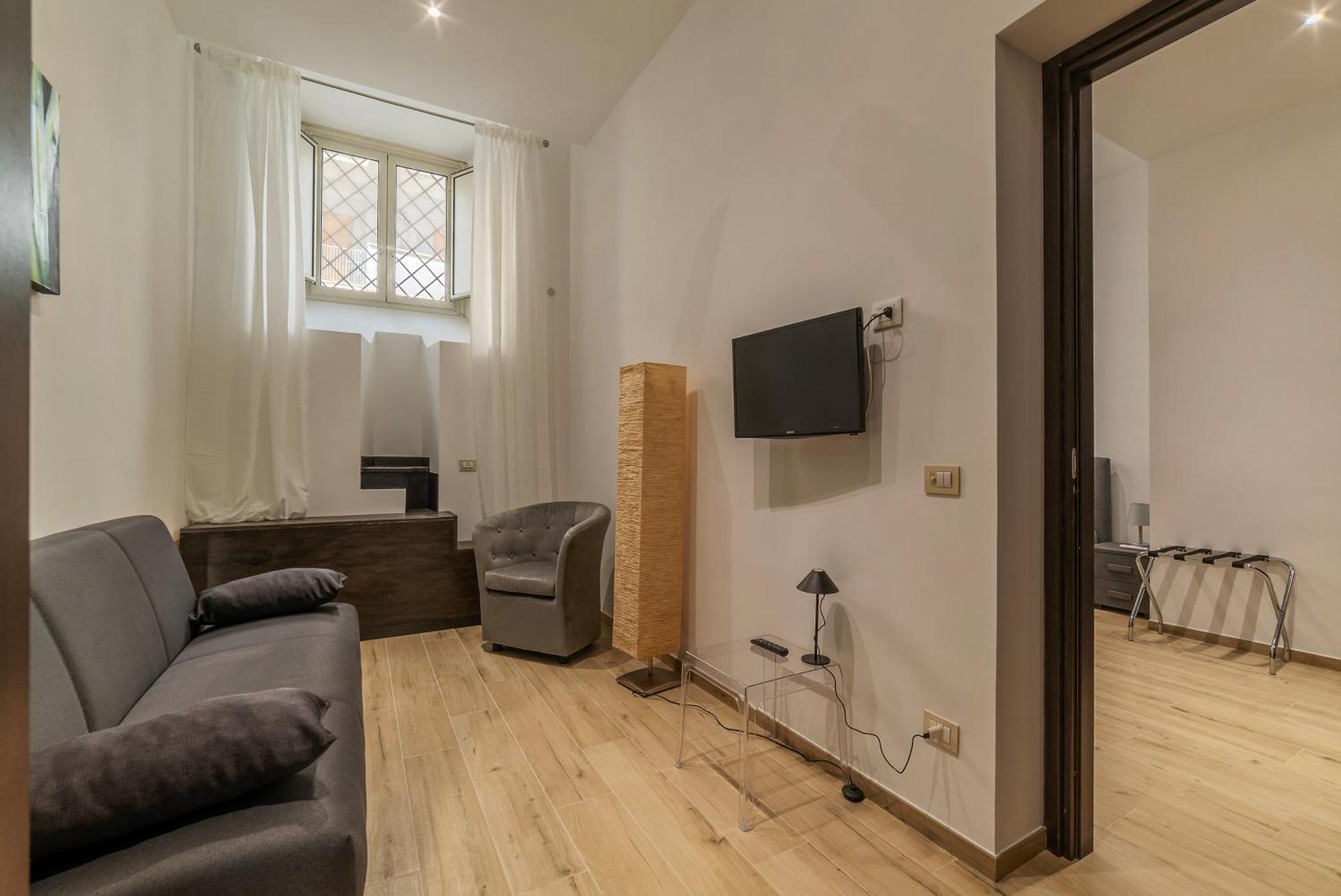 Trastevere Three Cozy Rom